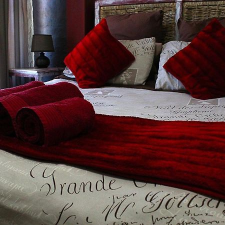 African Adventures Accommodation Дурбанвиль Экстерьер фото